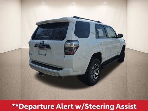Used 2023 Toyota 4Runner TRD Off-Road image 5