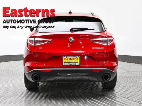 Used 2024 Alfa Romeo Stelvio Sprint AWD/4WD image 6