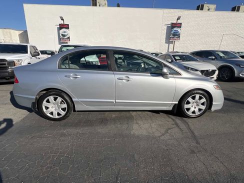 Used 2010 Honda Civic LX image 3