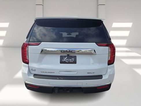 Used 2021 GMC Yukon XL SLT w/ SLT Premium Package image 6