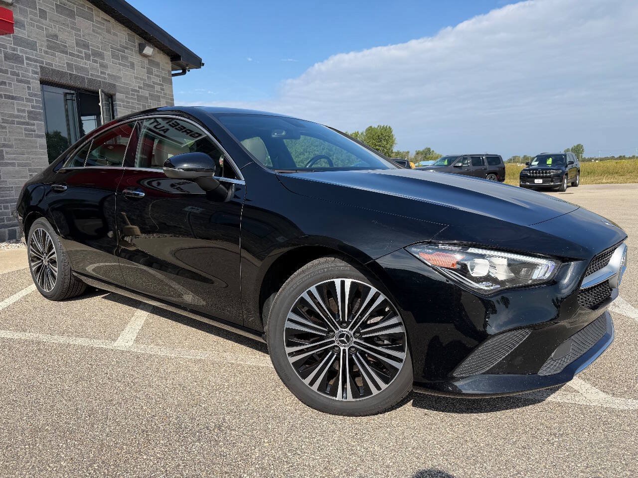 Used 2023 Mercedes-Benz CLA 250 4MATIC w/ Premium Package image 3