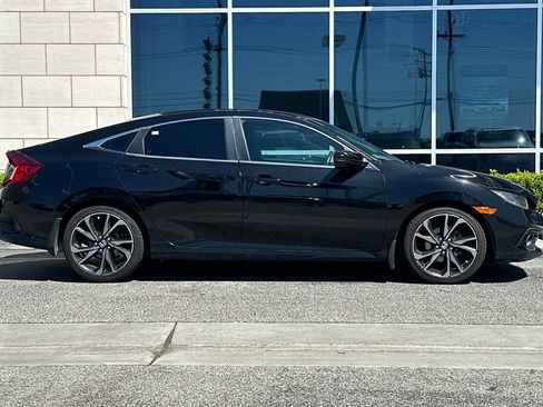Used 2020 Honda Civic Sport image 3