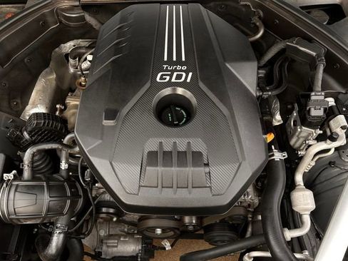 Used 2022 Genesis G70 2.0T image 28