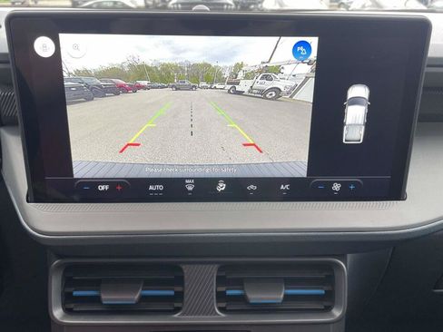 New 2026 Ford Maverick Lobo AWD/4WD image 23