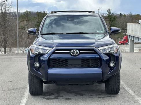 Used 2021 Toyota 4Runner SR5 Premium w/ Moonroof Package AWD/4WD image 33