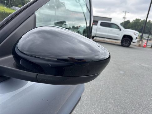 Used 2022 Ford Escape SE w/ SE Sport Appearance Package image 35