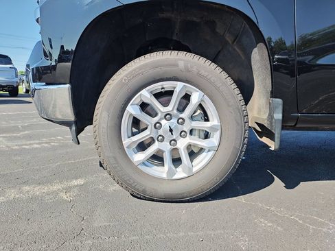 Used 2025 Chevrolet Silverado 1500 LT AWD/4WD image 10