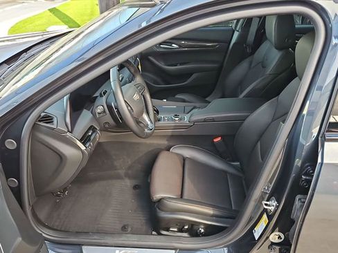 Used 2026 Cadillac CT5 V w/ Technology Package image 10