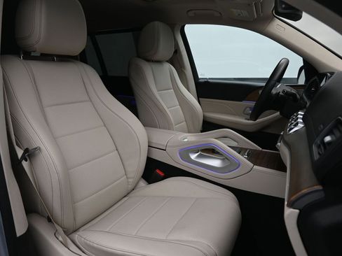 Used 2022 Mercedes-Benz GLS 450 4MATIC image 27