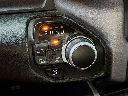 Used 2023 RAM 1500 Big Horn AWD/4WD image 18