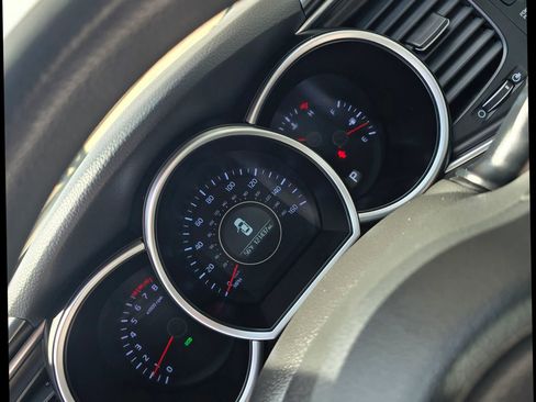 Used 2015 Kia Optima LX image 9