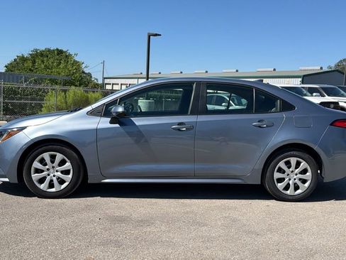 Used 2024 Toyota Corolla LE FWD image 10