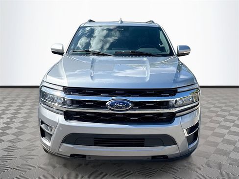 Used 2023 Ford Expedition Max Limited image 2