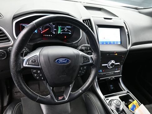 Used 2020 Ford Edge ST w/ Equipment Group 401A AWD/4WD image 15