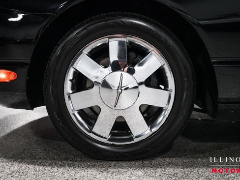 Used 2003 Ford Thunderbird RWD image 9