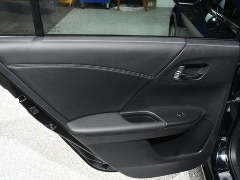 Used 2013 Honda Accord EX-L image 24