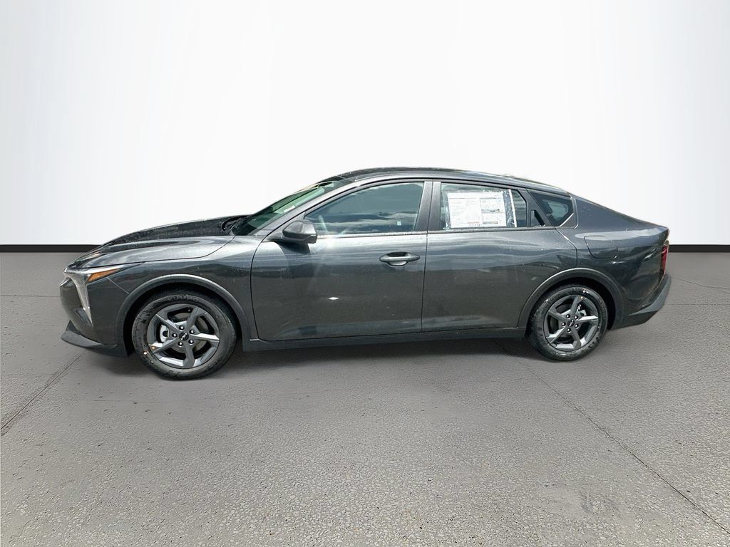 New 2026 Kia K4 FWD image 4