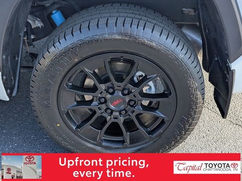 Used 2023 Toyota Tundra Limited w/ TRD Off-Road Package AWD/4WD image 9