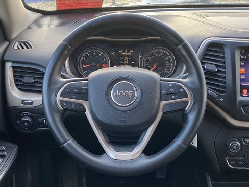 Used 2014 Jeep Cherokee Latitude image 20