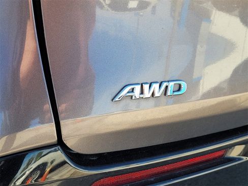 Used 2021 Toyota Sienna Platinum image 14