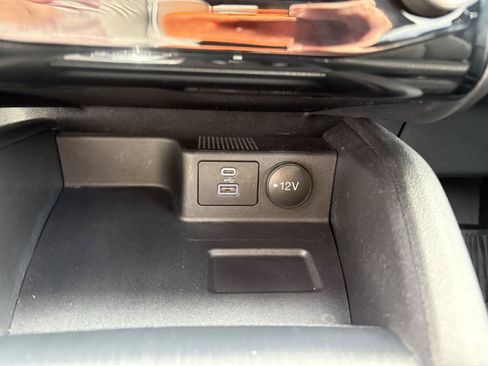 Used 2023 Ford Escape Active w/ Tech Pack #1 AWD/4WD image 18