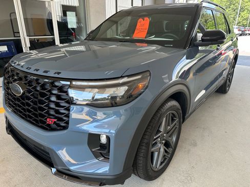 Certified 2025 Ford Explorer ST w/ Sun And Sound Package AWD/4WD image 3