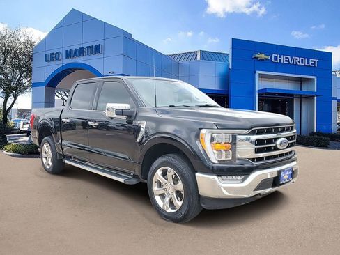 Used 2023 Ford F150 Lariat w/ Trailer Tow Package image 2