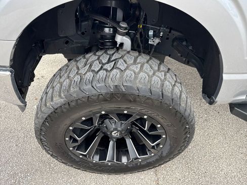 Used 2025 Ford F150 XLT w/ Equipment Group 301A Standard AWD/4WD image 11