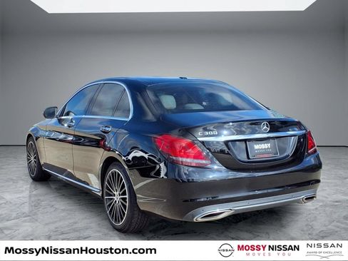 Used 2021 Mercedes-Benz C 300 Sedan image 2
