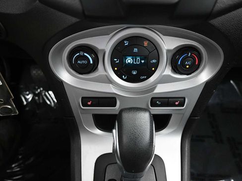 Used 2016 Ford Fiesta SE w/ Cold Weather Package FWD image 23