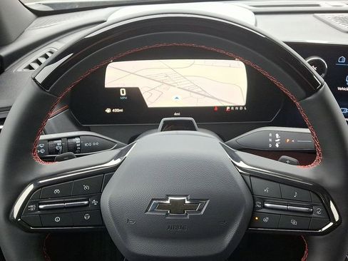 New 2026 Chevrolet Traverse RS image 9