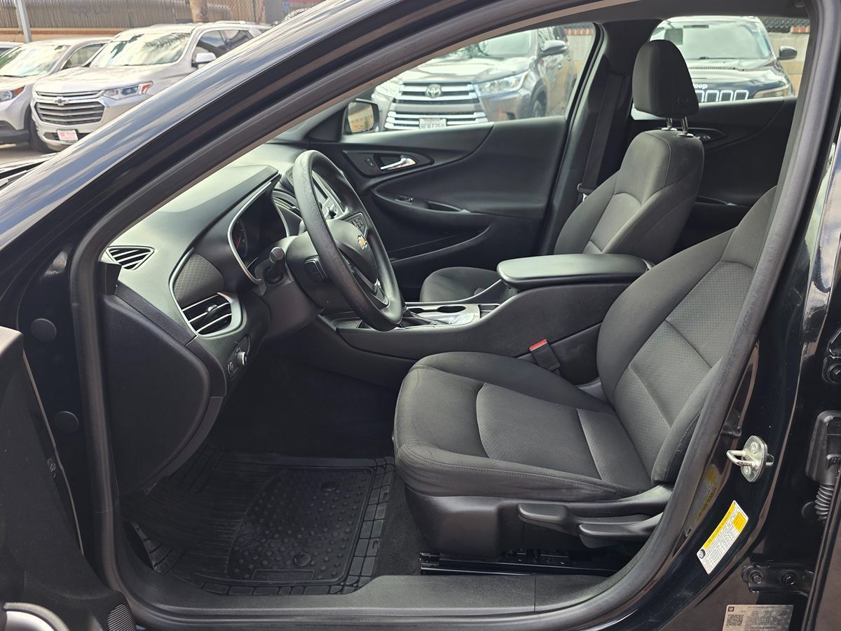 Used 2018 Chevrolet Malibu LS FWD image 21