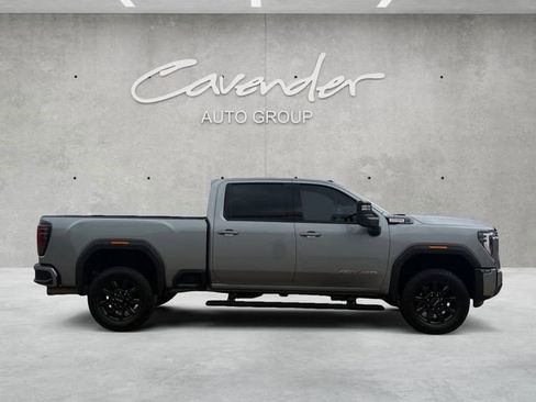 Certified 2026 GMC Sierra 2500 AT4 w/ AT4 Premium Plus Package AWD/4WD image 13