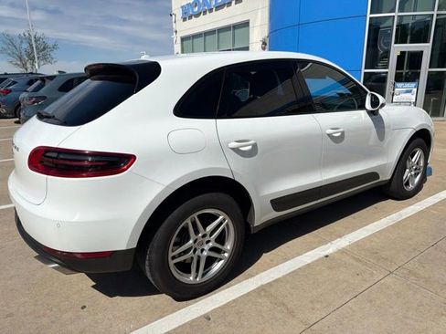 Used 2018 Porsche Macan AWD/4WD image 4