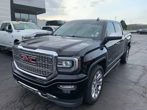 Used 2017 GMC Sierra 1500 Denali w/ Denali Ultimate Package AWD/4WD image 8