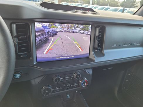 New 2025 Ford Bronco 4-Door AWD/4WD image 20