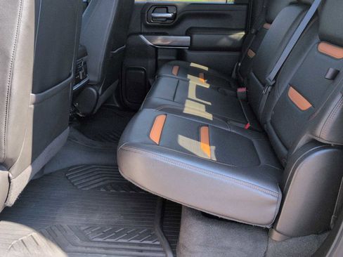 Used 2020 GMC Sierra 2500 AT4 w/ AT4 Premium Package AWD/4WD image 22