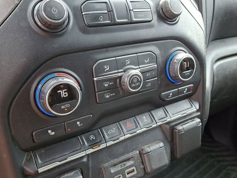 Used 2020 Chevrolet Silverado 1500 LT w/ All-Star Edition AWD/4WD image 15