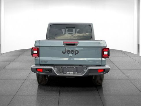 New 2026 Jeep Gladiator Sport AWD/4WD image 6