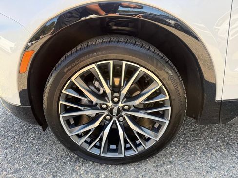 Used 2024 Cadillac XT4 Sport AWD/4WD image 10