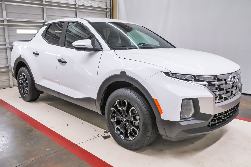 Certified 2024 Hyundai Santa Cruz SEL FWD image 5