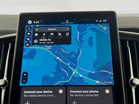 New 2026 Volvo XC90 T8 Ultra w/ Protection Package Premier image 13