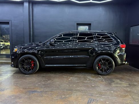 Used 2019 Jeep Grand Cherokee SRT AWD/4WD image 5