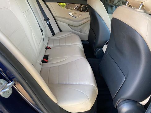 Used 2018 Mercedes-Benz C 300 Sedan image 40