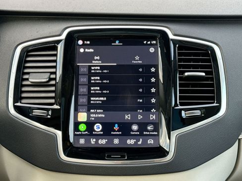 Certified 2023 Volvo XC90 T8 Plus w/ Protection Package Premier AWD/4WD image 18
