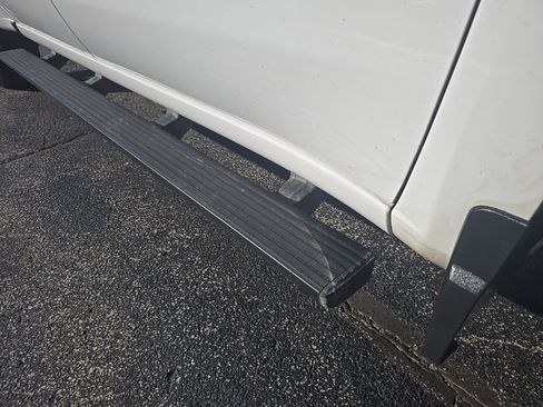 Used 2025 Chevrolet Silverado 1500 LT image 31