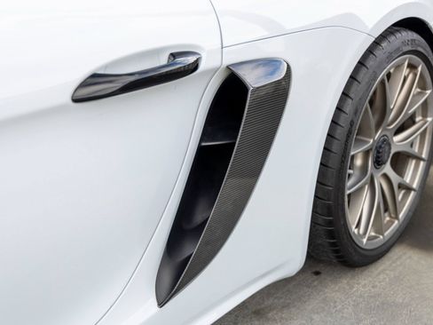 Certified 2023 Porsche 718 Cayman GT4 RS RWD image 23
