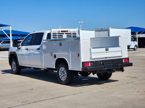 New 2025 GMC Sierra 2500 Pro w/ Convenience Package image 3
