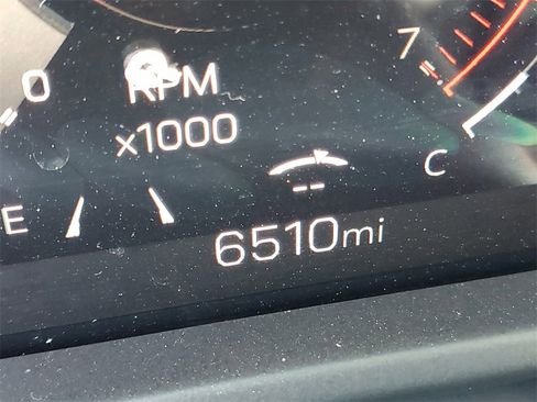 Used 2025 GMC Acadia Elevation w/ Black Edition image 28