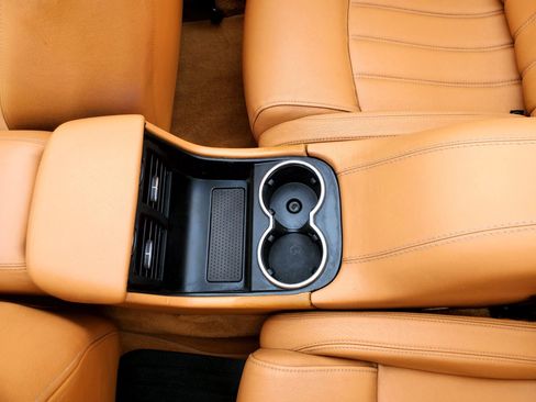 Used 2011 Maserati GranTurismo Convertible RWD image 41